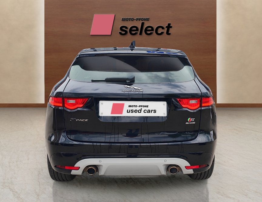 Jaguar F-Pace употребяван
