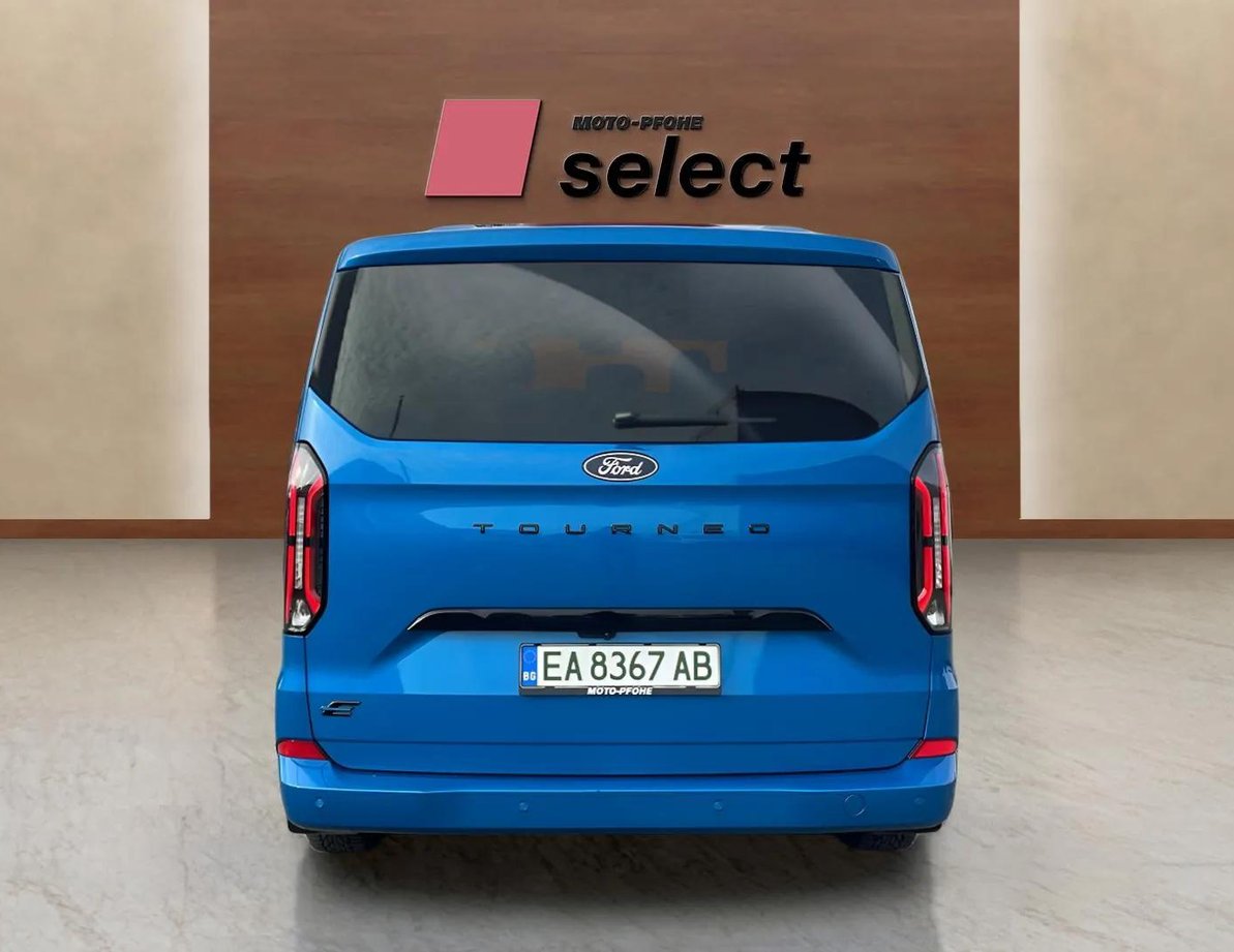 Ford E-Custom употребяван