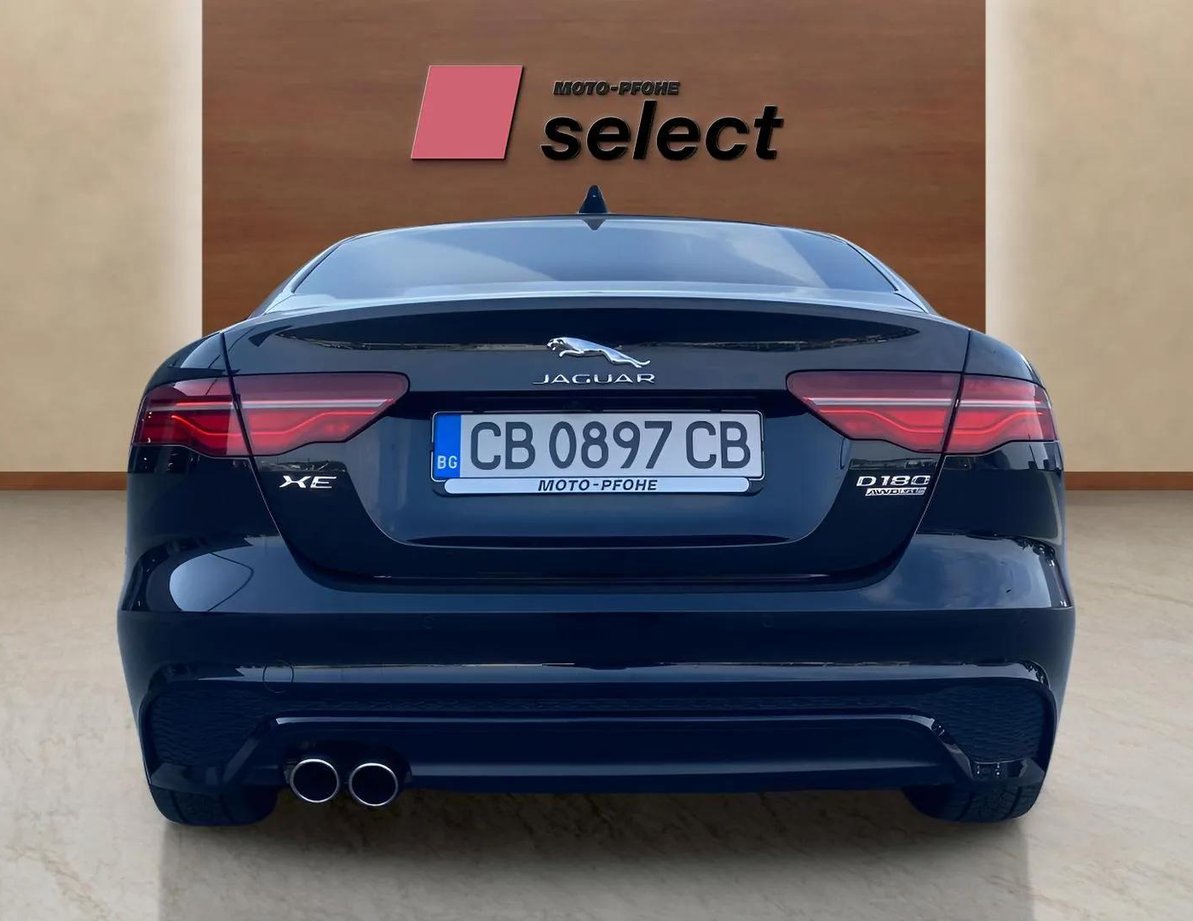 Jaguar XE употребяван