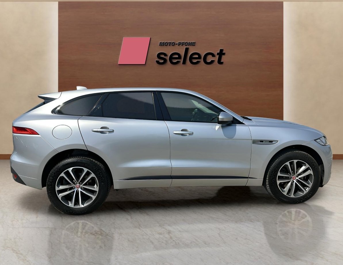 Jaguar F-Pace употребяван