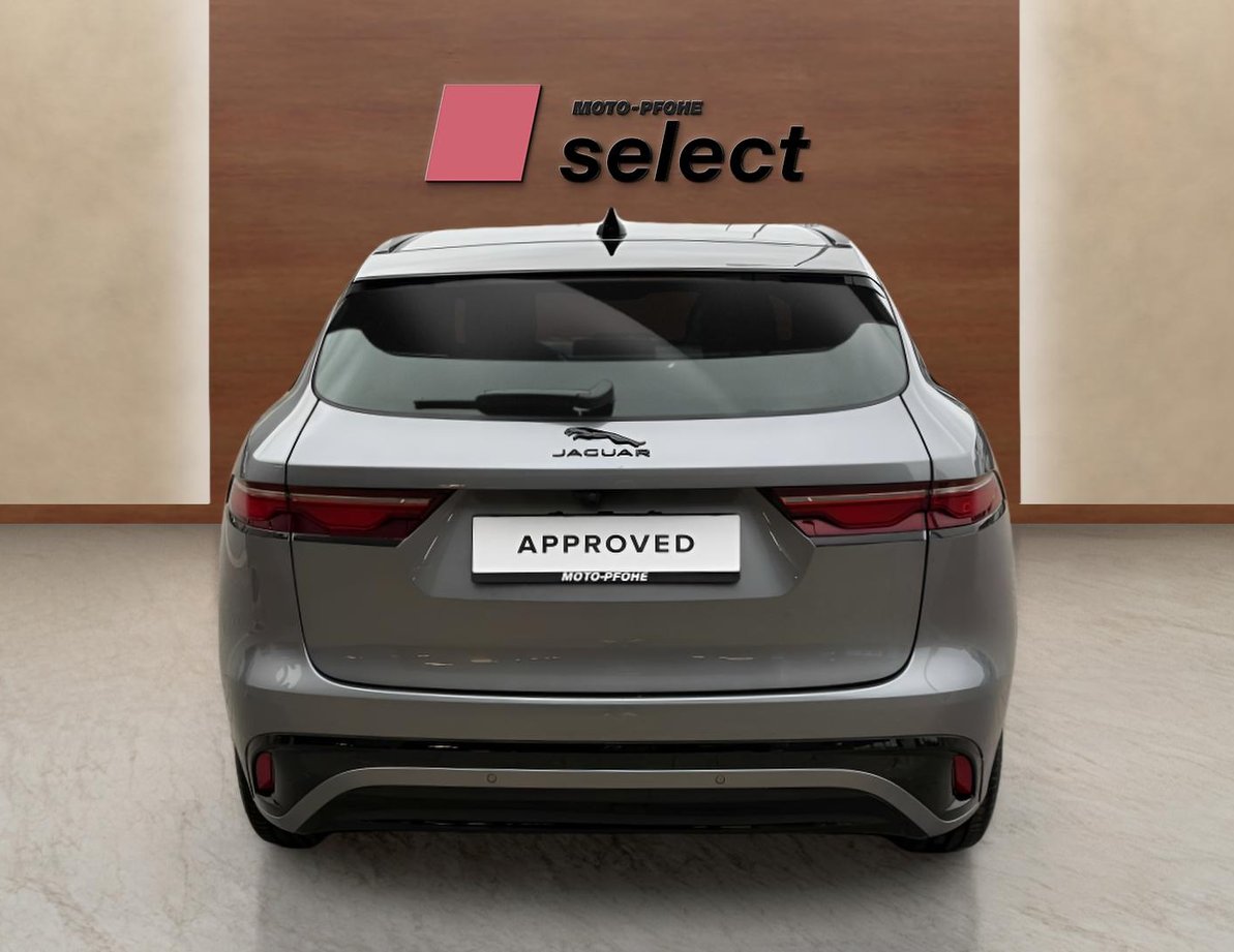 Jaguar F-Pace употребяван
