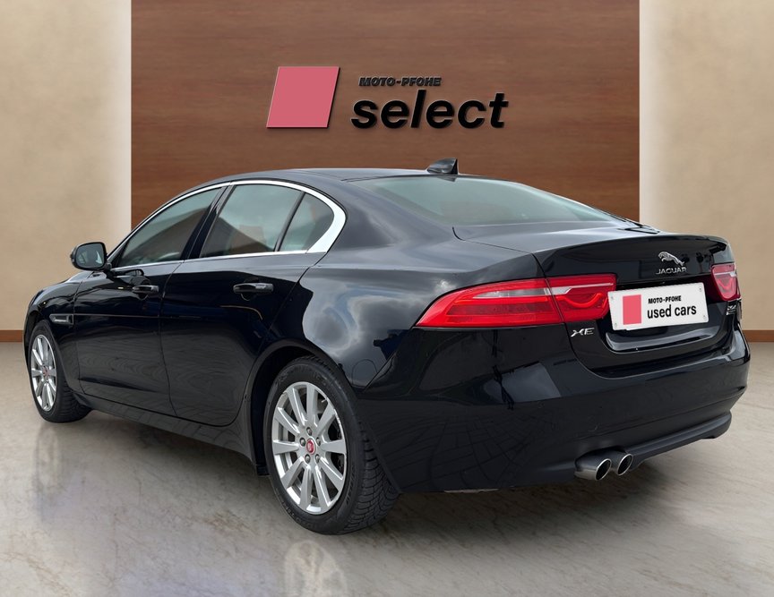 Jaguar XE употребяван