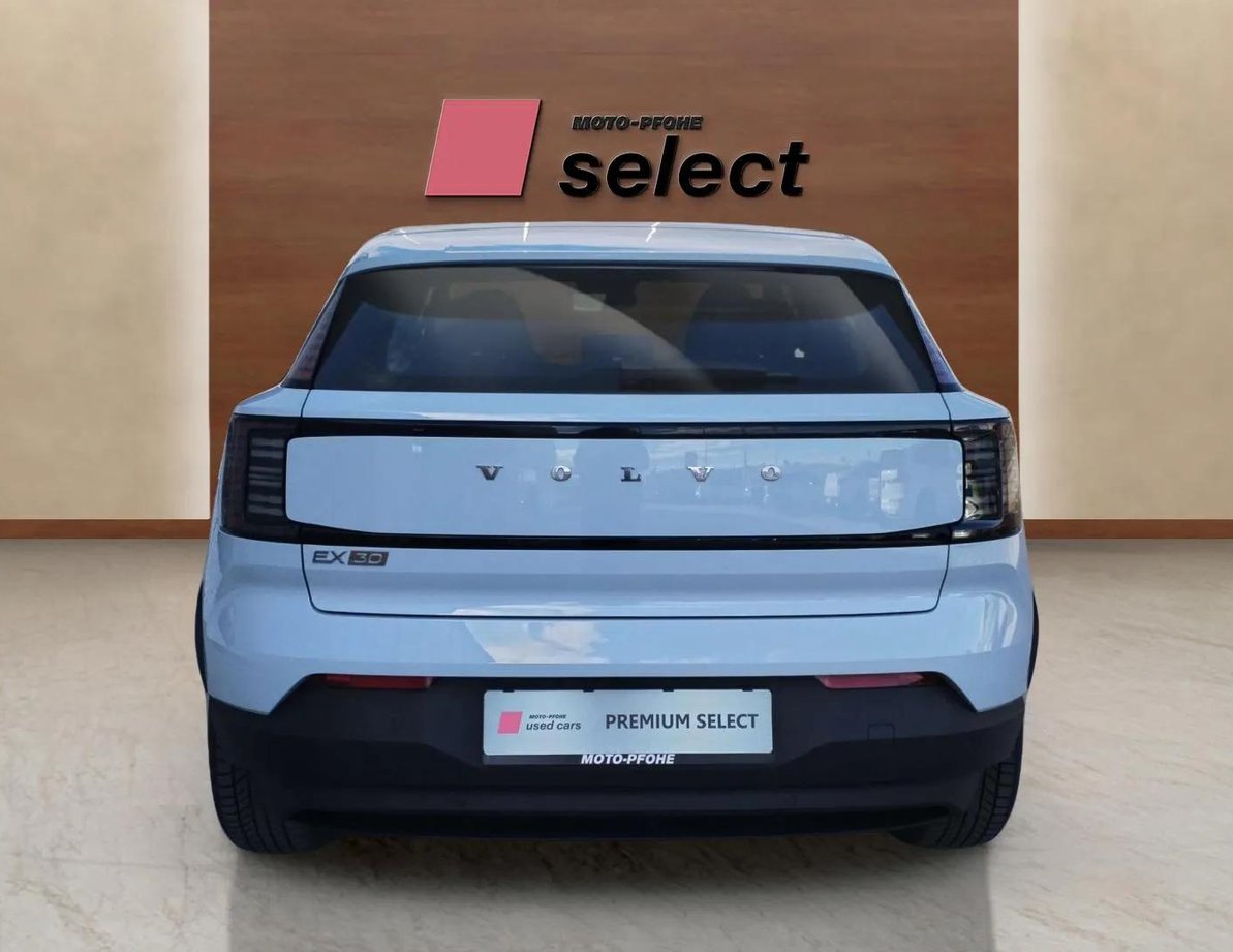 Volvo EX30 употребяван