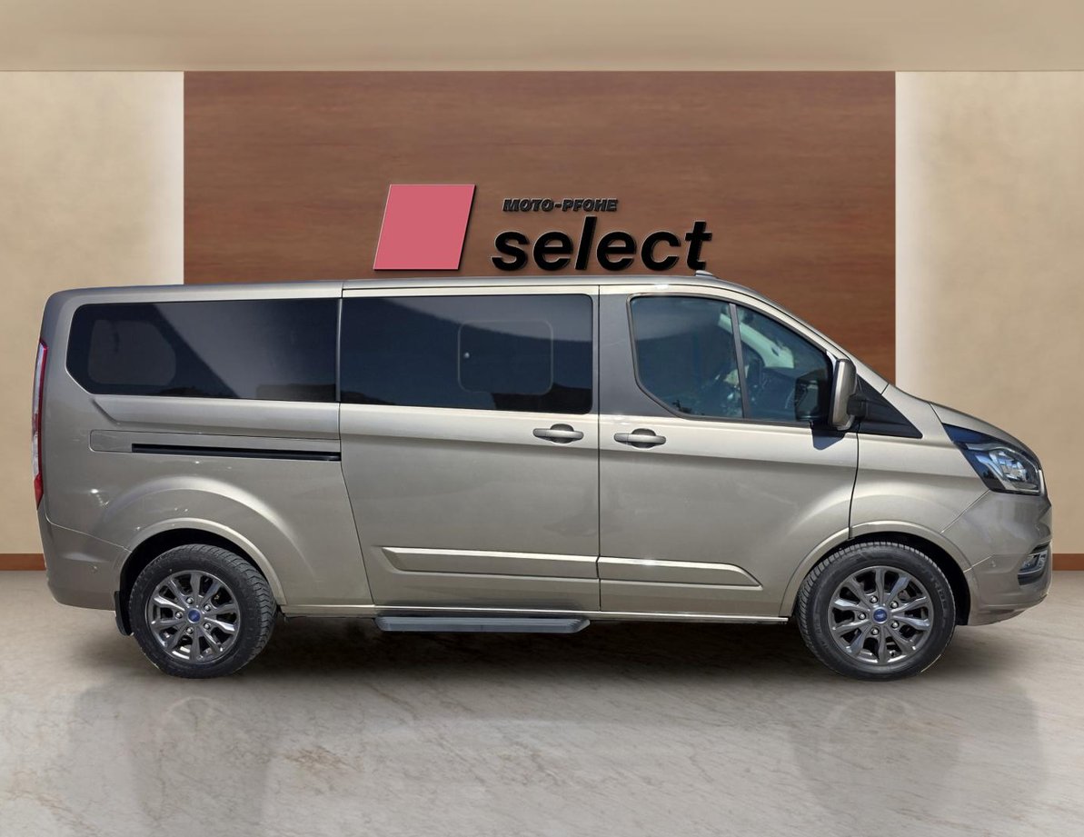 Ford Tourneo Custom употребяван