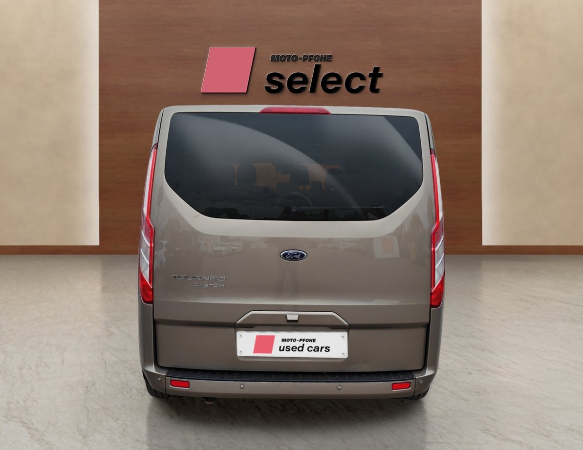 Ford Tourneo Custom употребяван