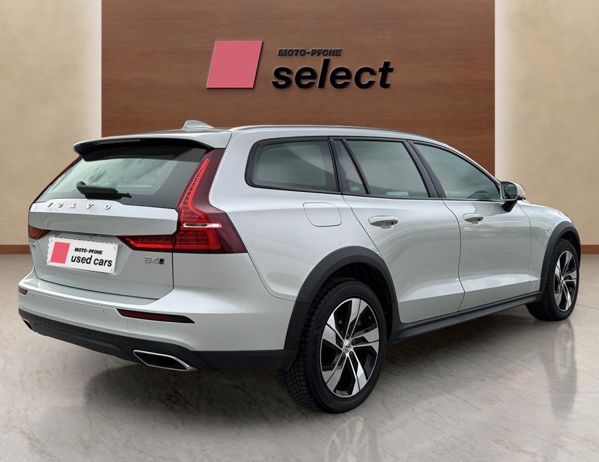 Volvo V60 CC употребяван