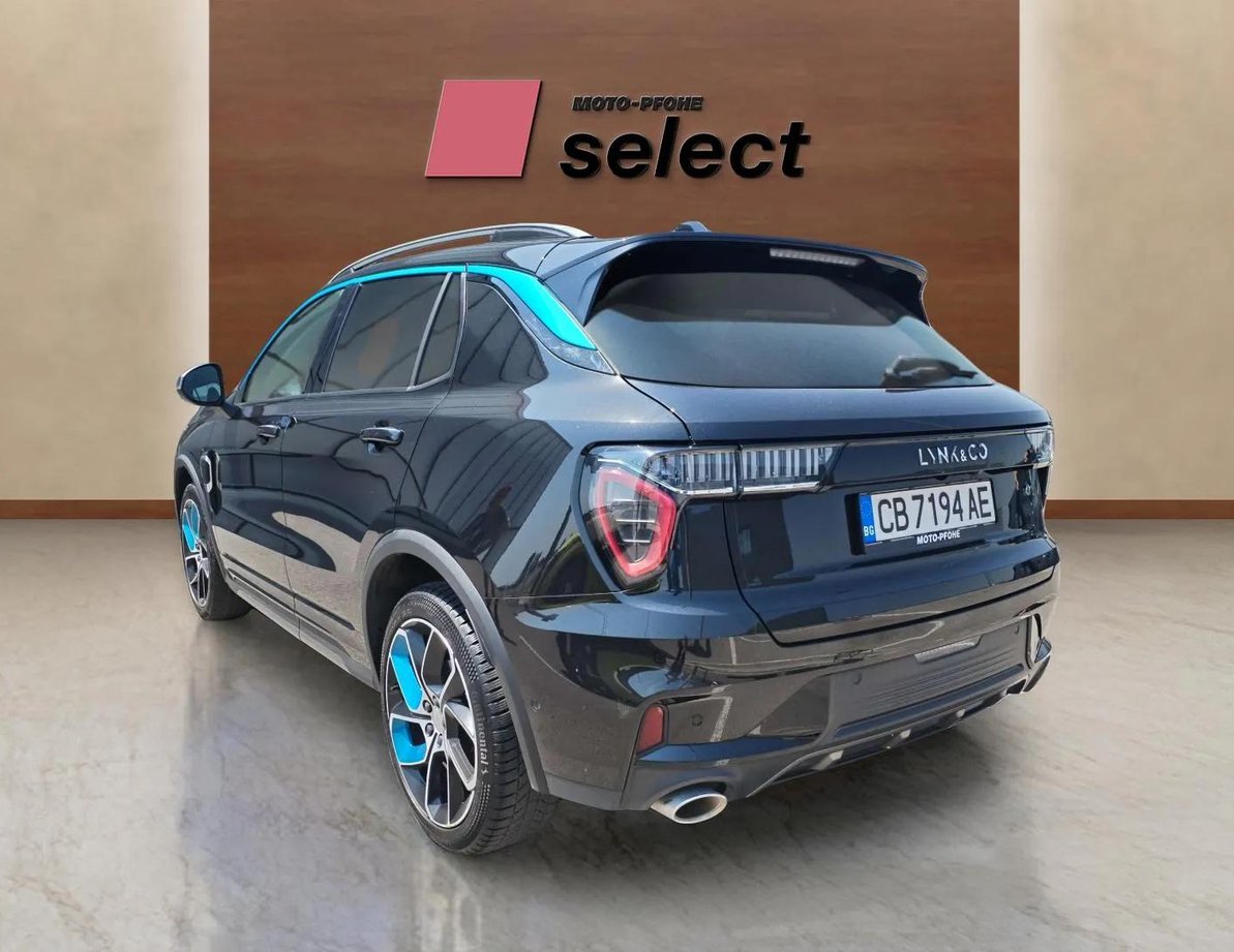 Lynk & Co 01 употребяван
