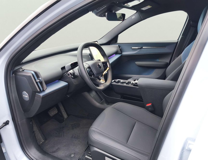 Volvo EX30 употребяван