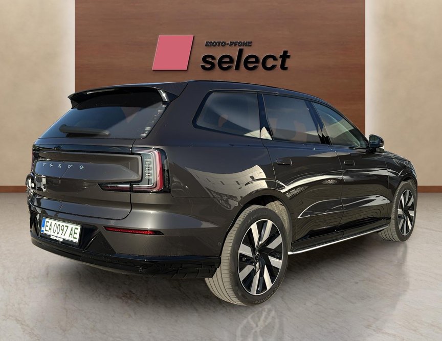 Volvo EX90 употребяван
