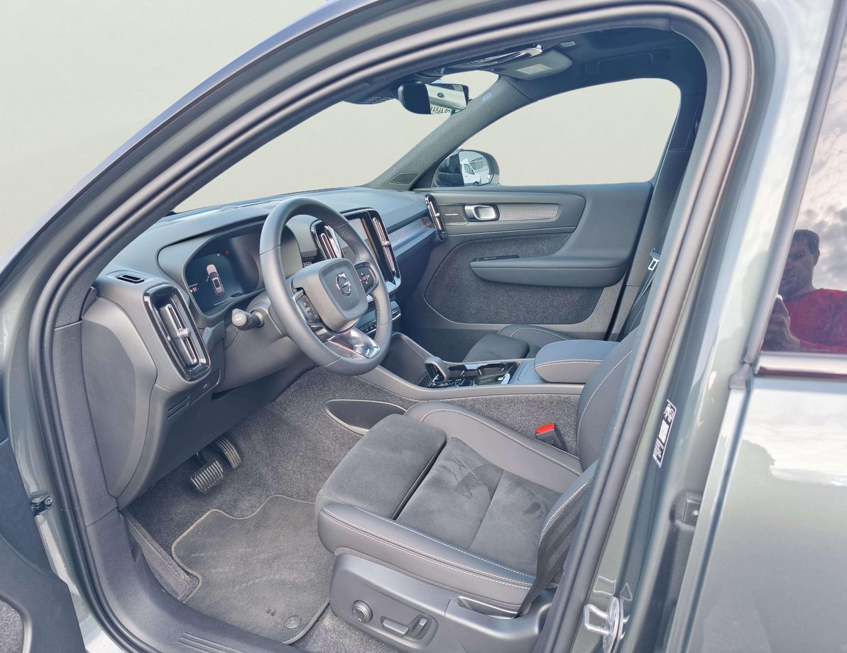 Volvo XC40 Recharge употребяван