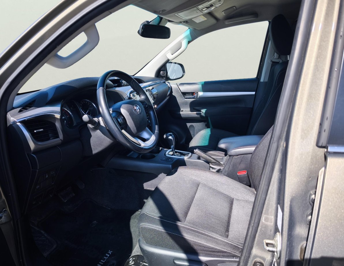 Toyota Hilux употребяван