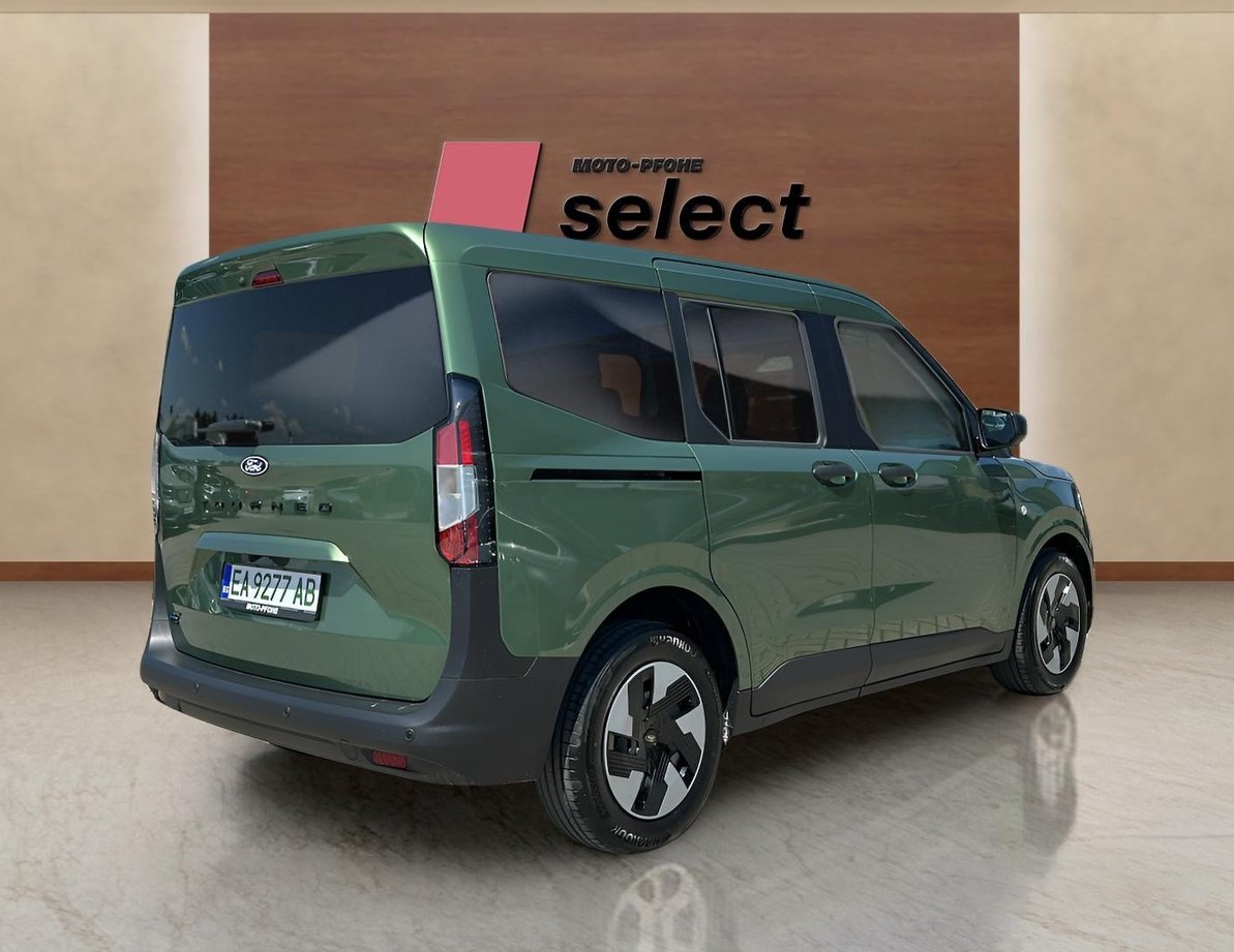 Ford Tourneo Courier употребяван