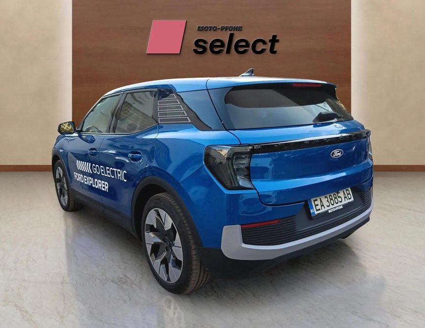 Ford E-Explorer употребяван