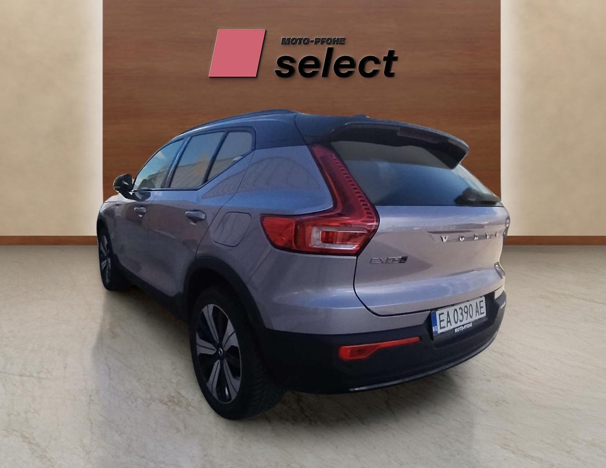 Volvo EX40 употребяван