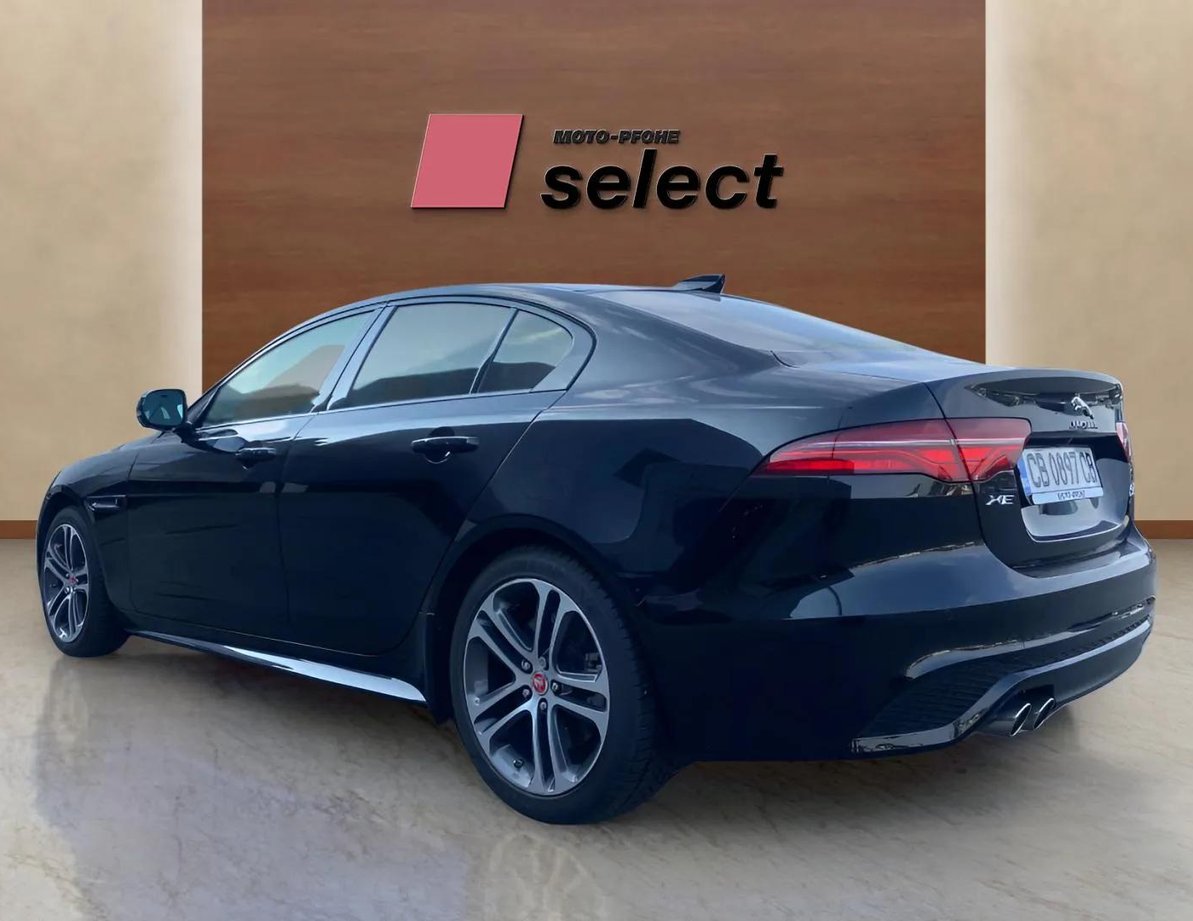 Jaguar XE употребяван