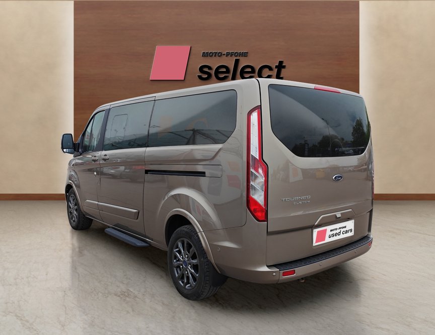 Ford Tourneo Custom употребяван
