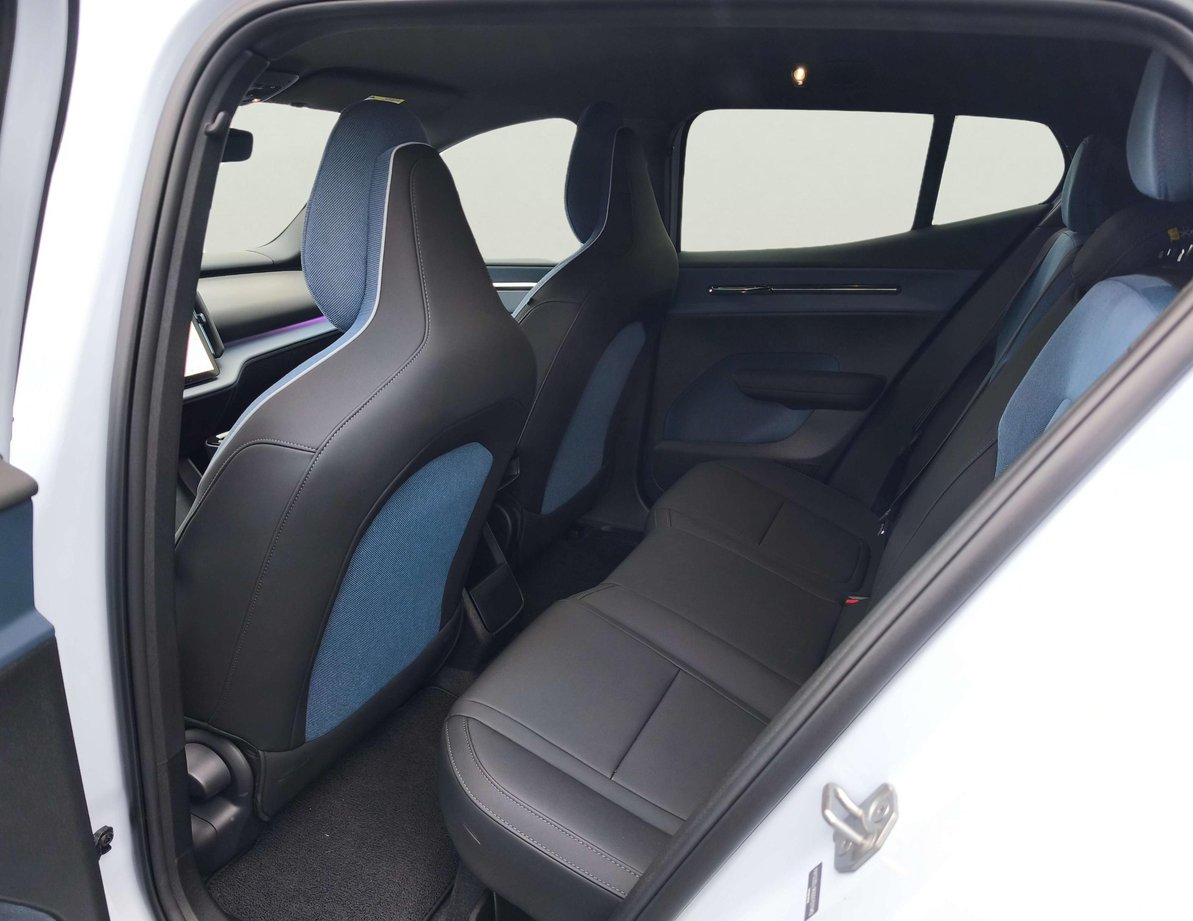 Volvo EX30 употребяван