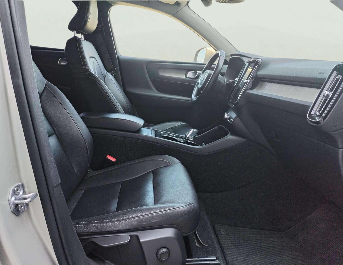 Volvo XC40 употребяван