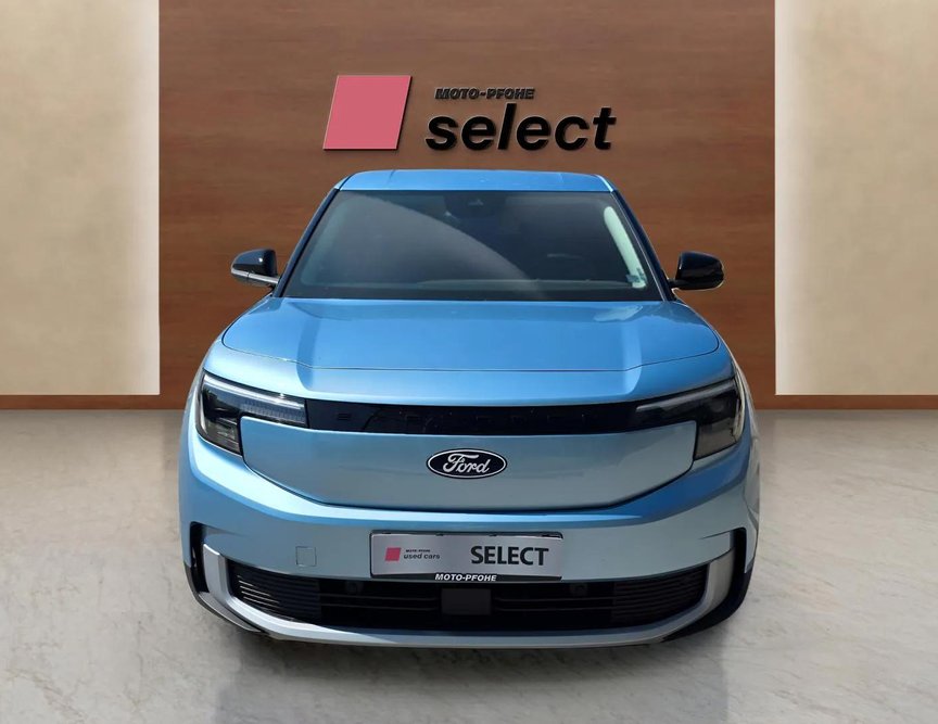 Ford E-Explorer употребяван