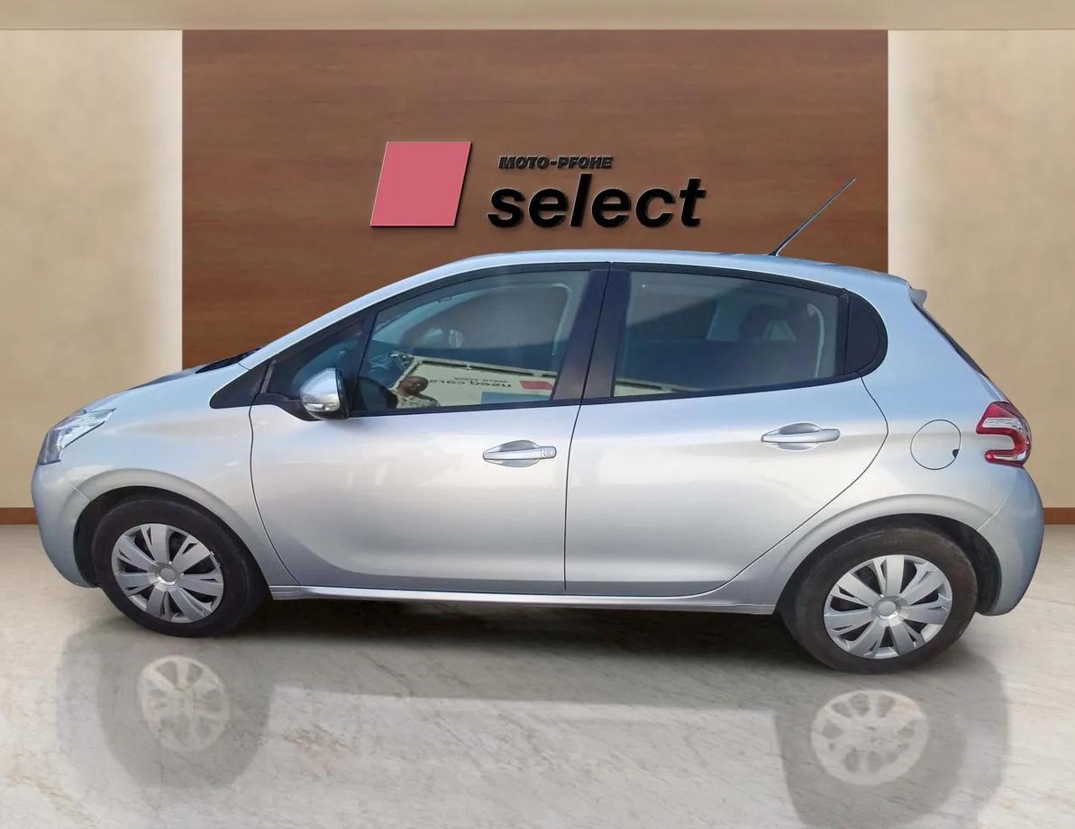 Peugeot 208 употребяван