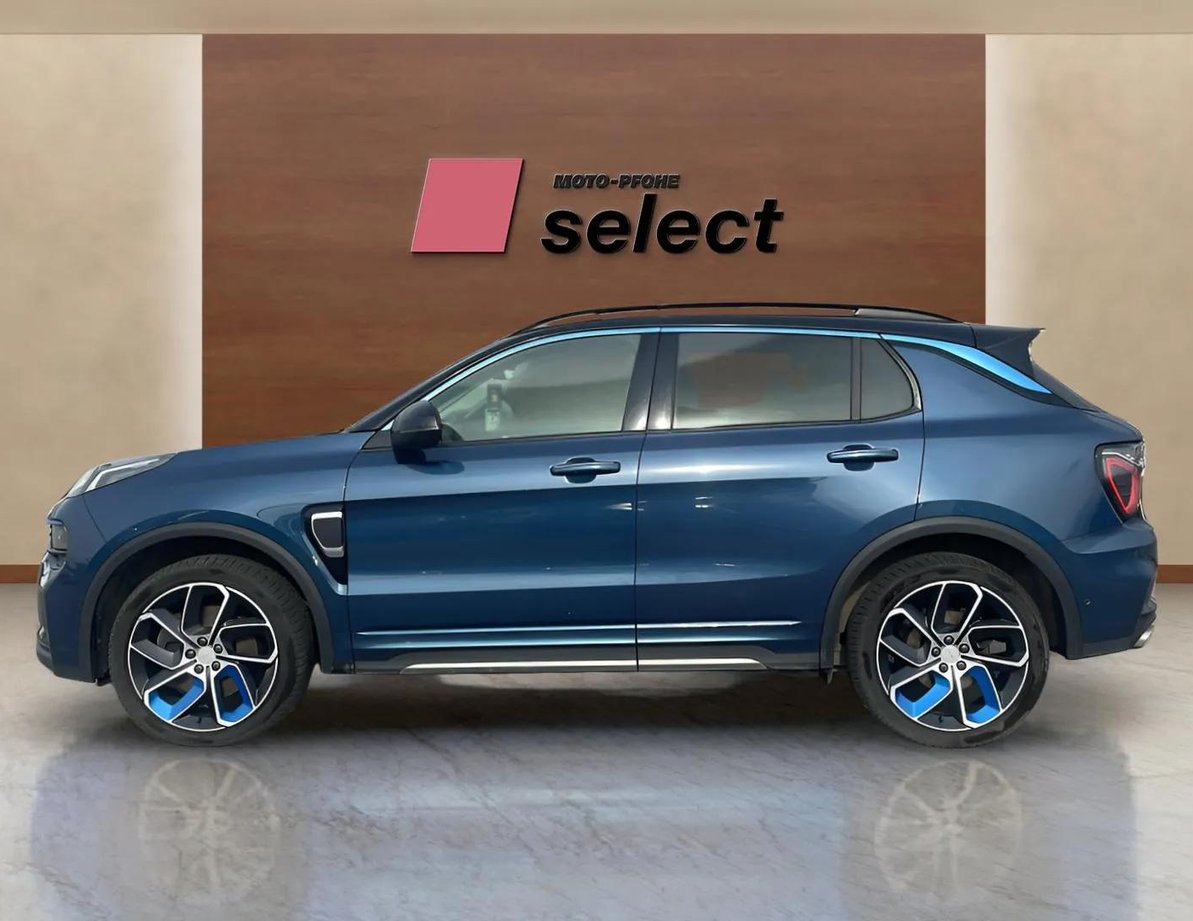 Lynk&Co 01 употребяван