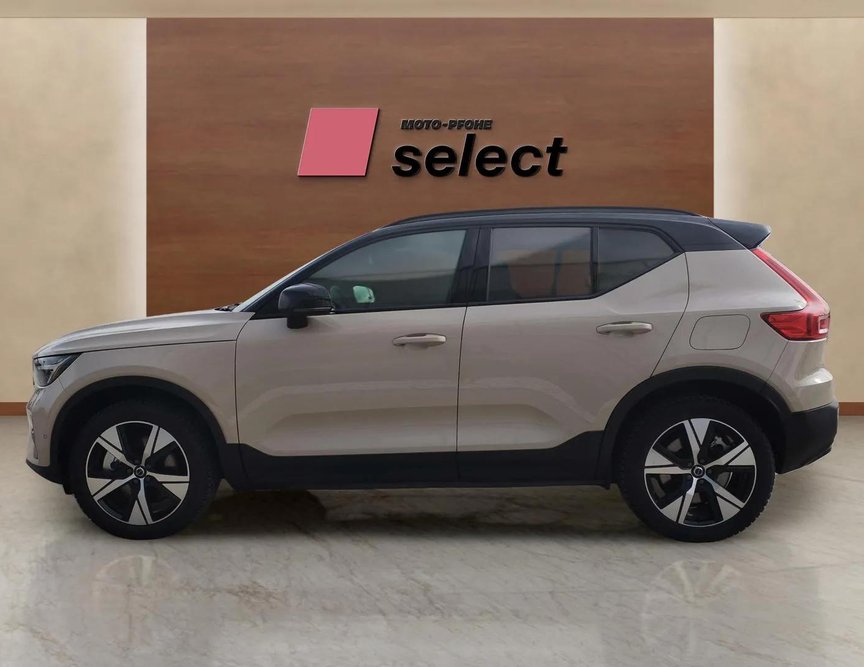 Volvo EX40 употребяван