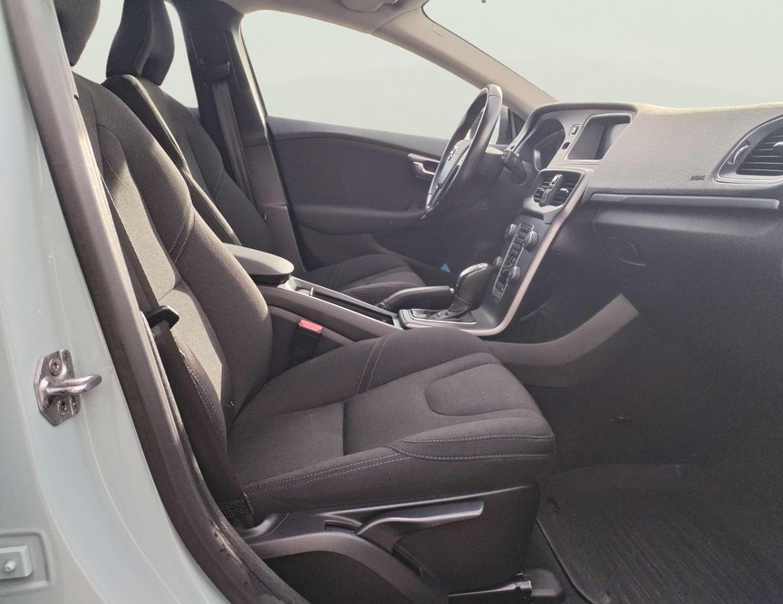 Volvo V40CC употребяван