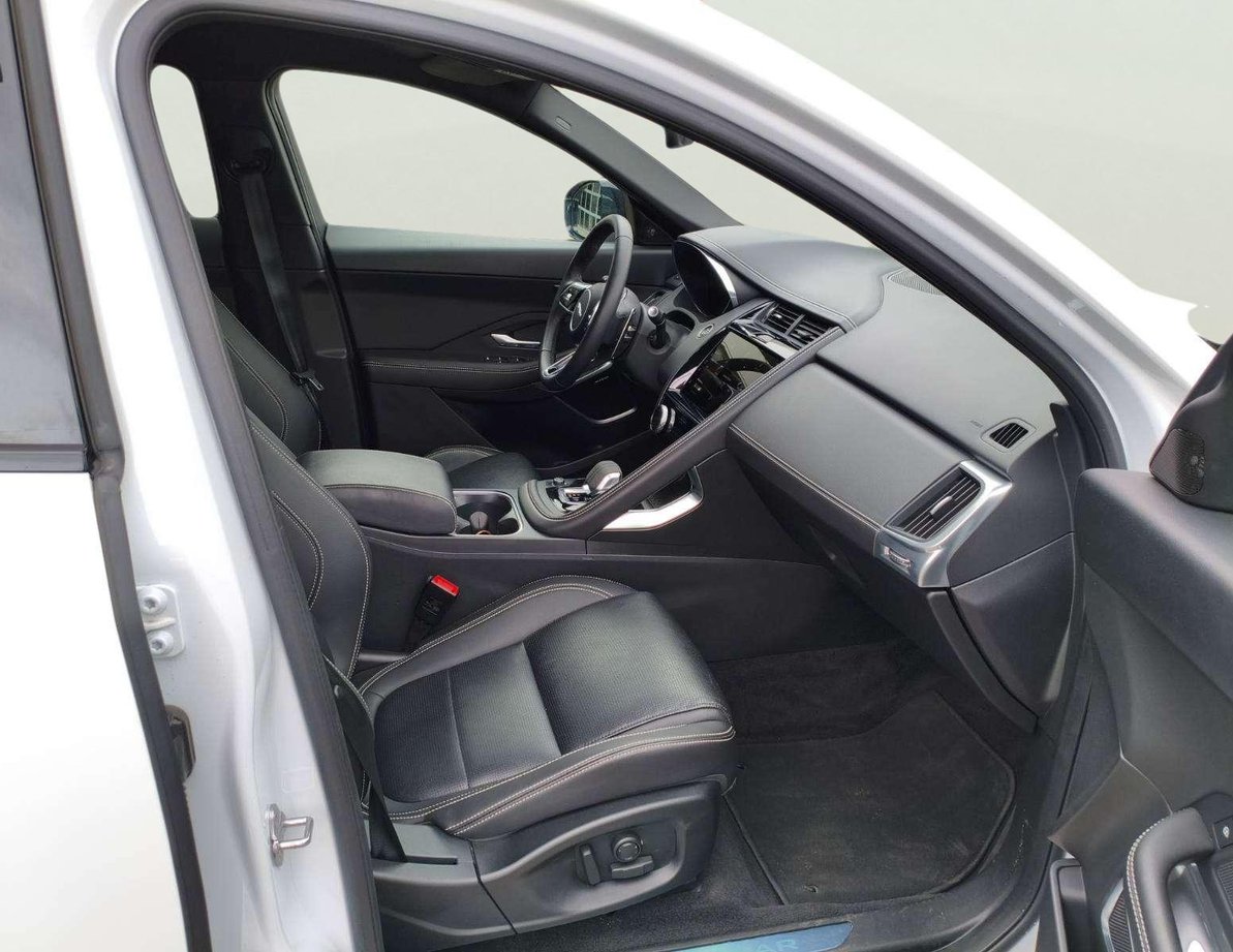 Jaguar E-Pace употребяван