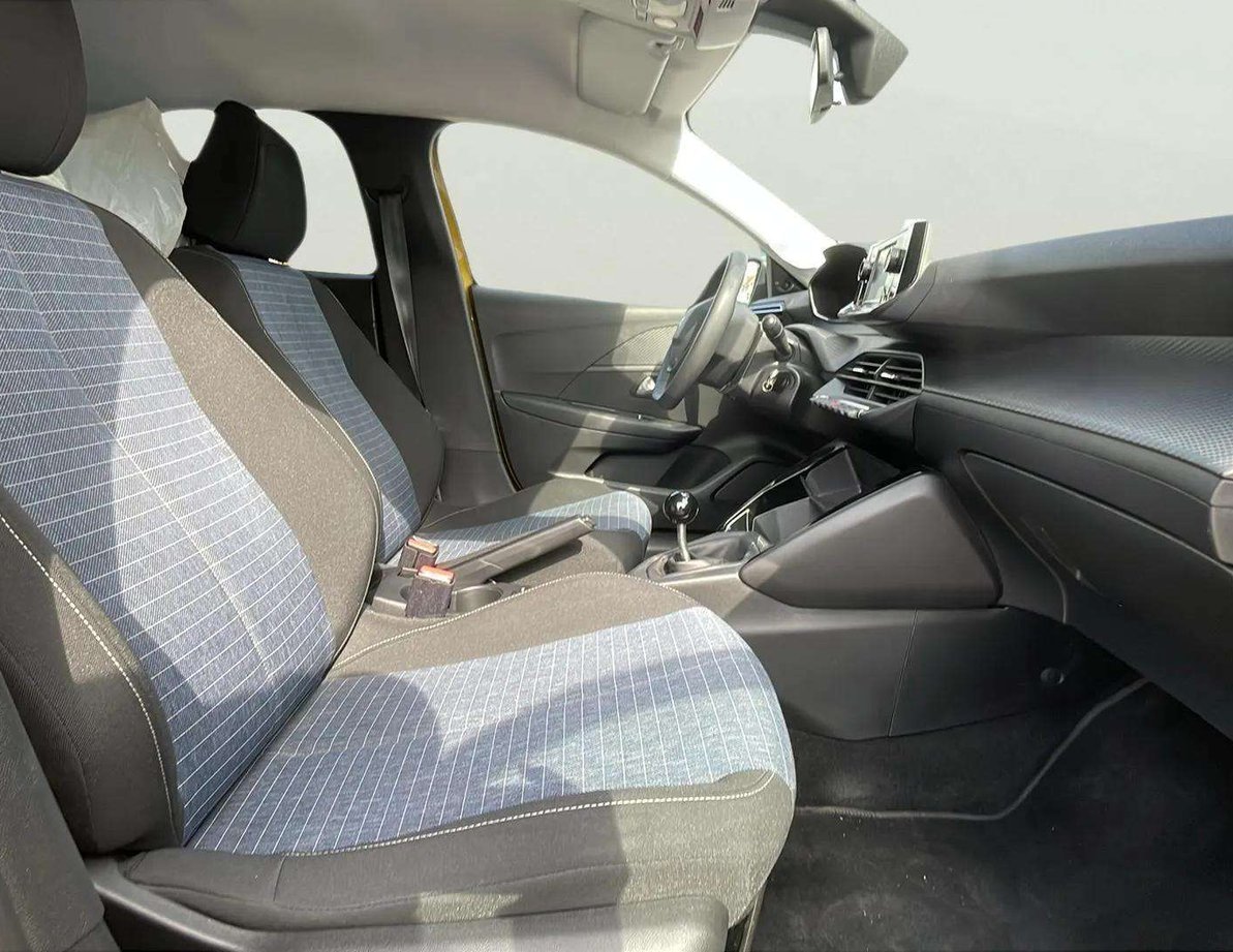 Peugeot 208 употребяван