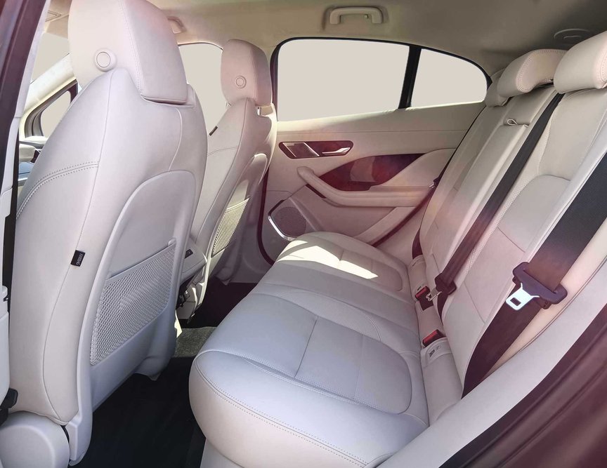 Jaguar I-Pace употребяван