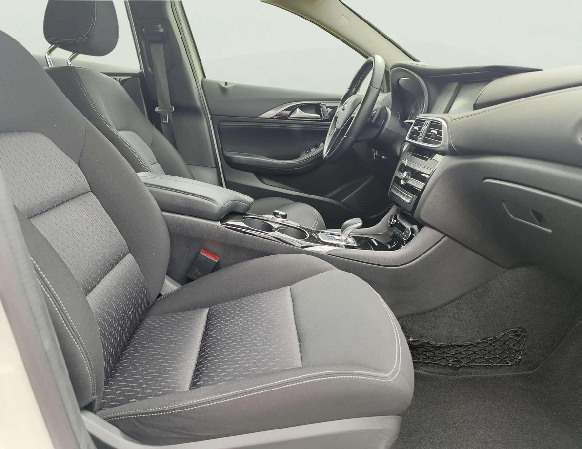 Infiniti Q30 употребяван