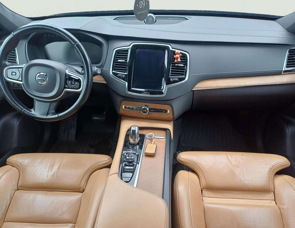 Volvo XC90 употребяван