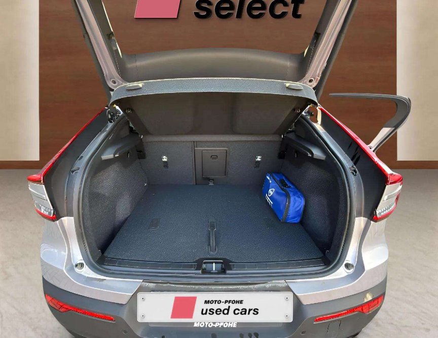 Volvo EX40 употребяван