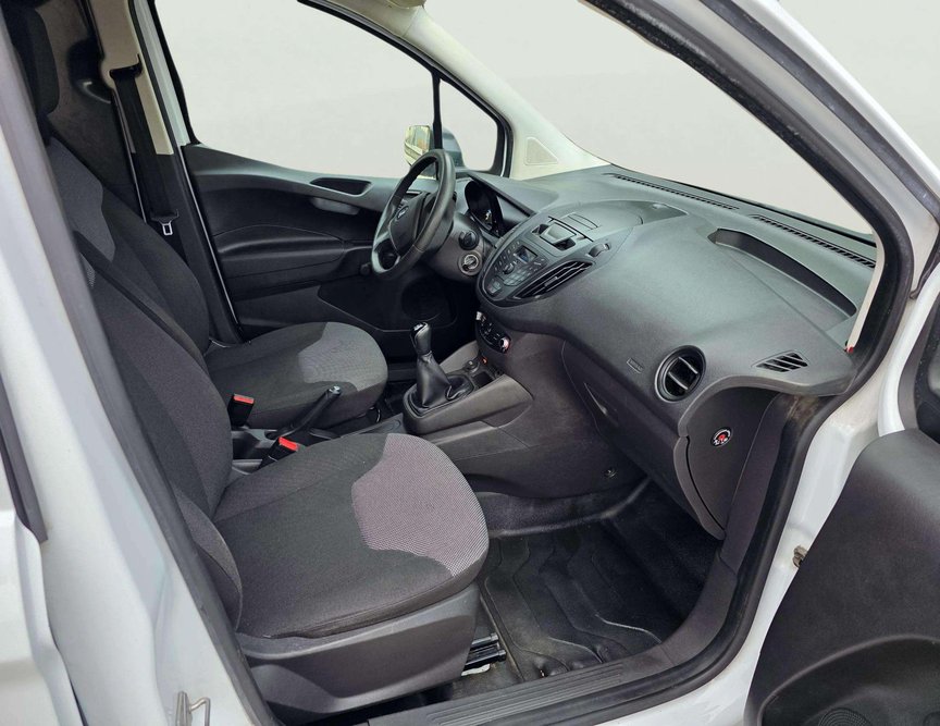 Ford Courier употребяван