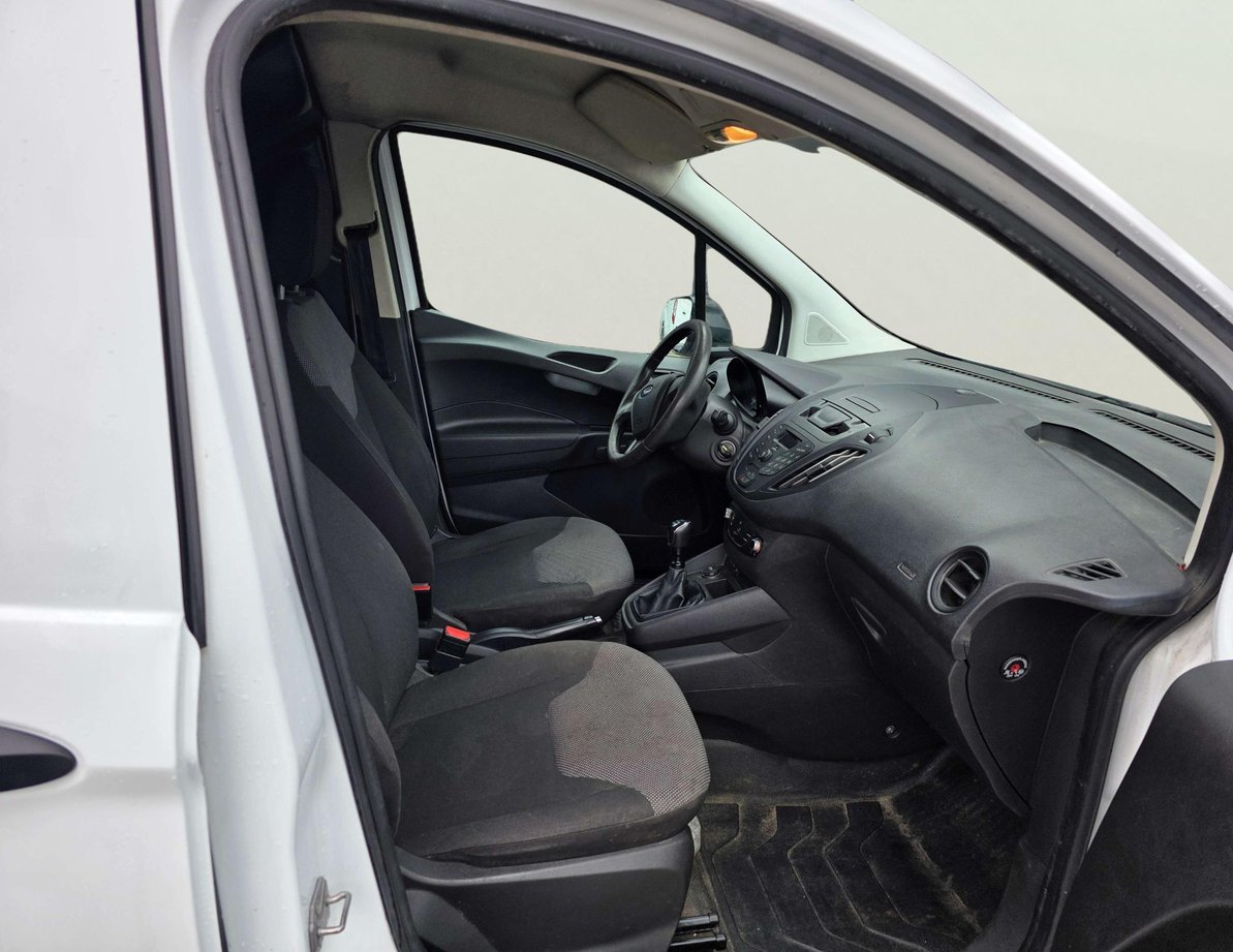 Ford Courier употребяван