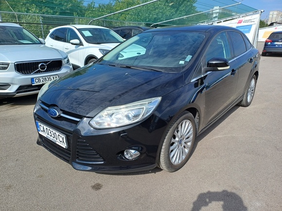 Ford Focus Titanium 4 door