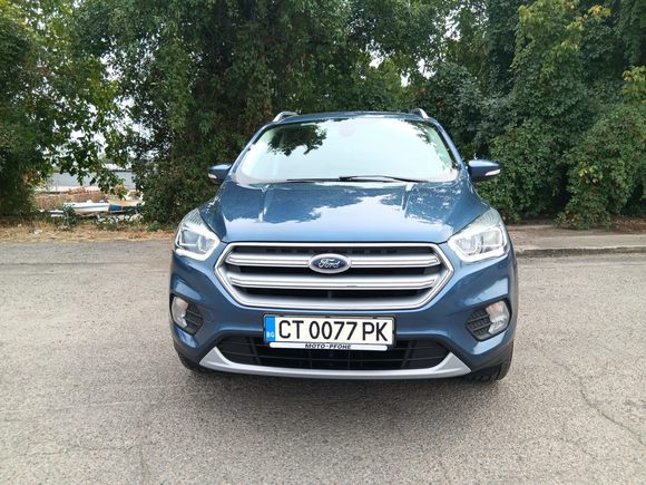 Ford Kuga SUV BUSINESS