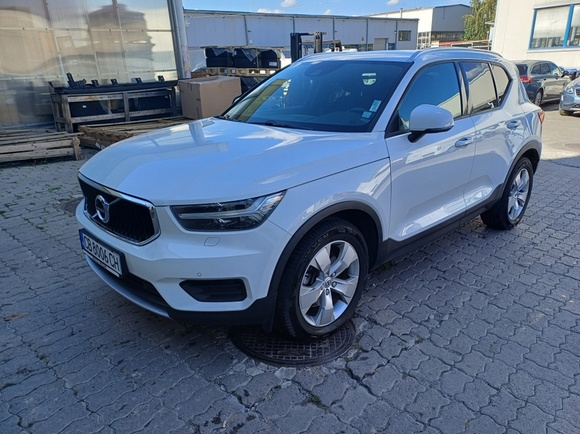 Volvo XC40 Momentum